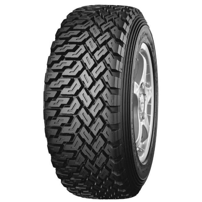 Pneu Yokohama Aro 14 Advan A035 86Q Composto A50 185/65R14 Competição Rally